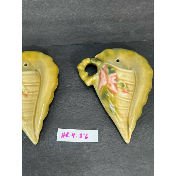 Vintage Hull Wall Pockets Pair Set Woodland Floral Green Pink 1940s Conch Shell - Picture 11 of 11